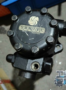 询价~桑泰克燃烧机油泵，J7CCC10014P，目测没有用过，实物