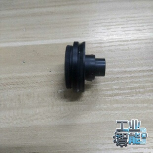 询价工业相机镜头后口c口，前口直径一公分超清晰，四图为测试效