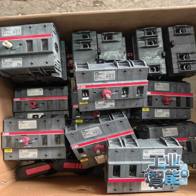 询价~ABB OT160ET3 100A 隔离开关，功能，无瑕