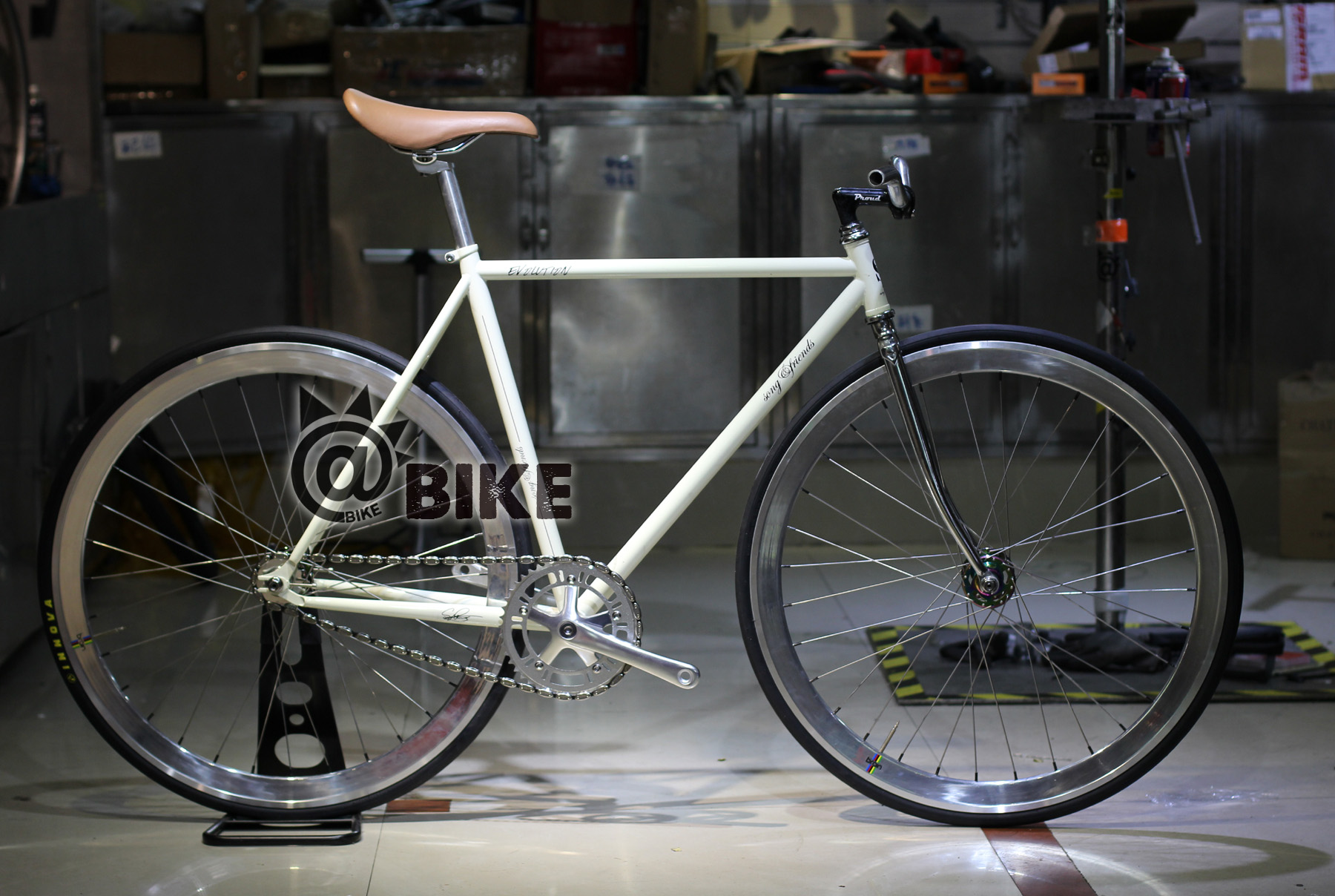 死飞自行车城市休闲单车