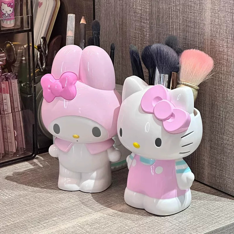 HelloKitty可爱笔筒桌面收纳