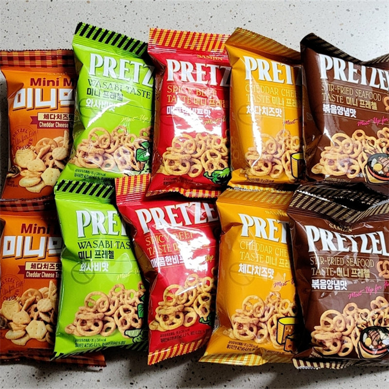 韩国进口海鲜味迷你饼干