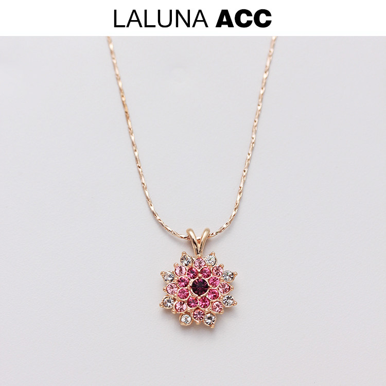 太气质啦~时尚太阳花水晶项链