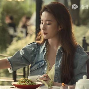 欧购玫瑰的故事刘亦菲黄亦玫同款蓝色牛仔衬衫法式泡泡袖短款上衣