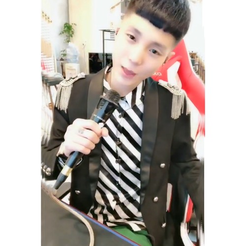 春季男士休闲肩章流苏大总统军阀装直播歌手演出同款西装9006-3