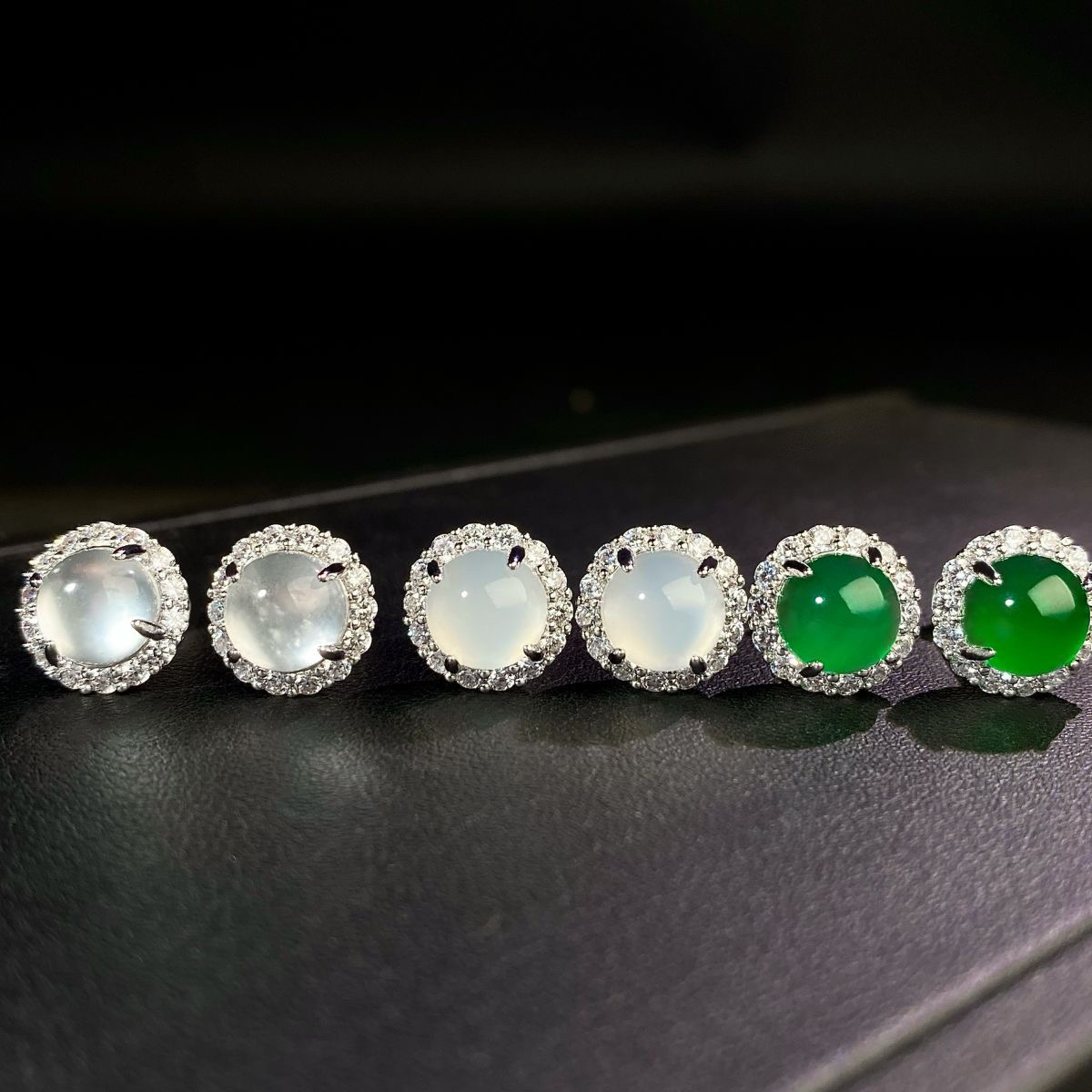 S925银耳针玉髓耳钉女蛋面鸽子蛋高冰帝王绿耳饰新中式圆包满钻款