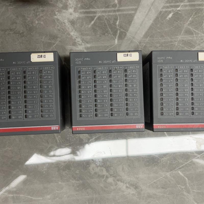 正品 DI524   B4数字量输入模块 AC500议价