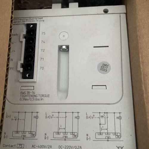 NZM2-XR208-240AC 塑壳断路器附议价