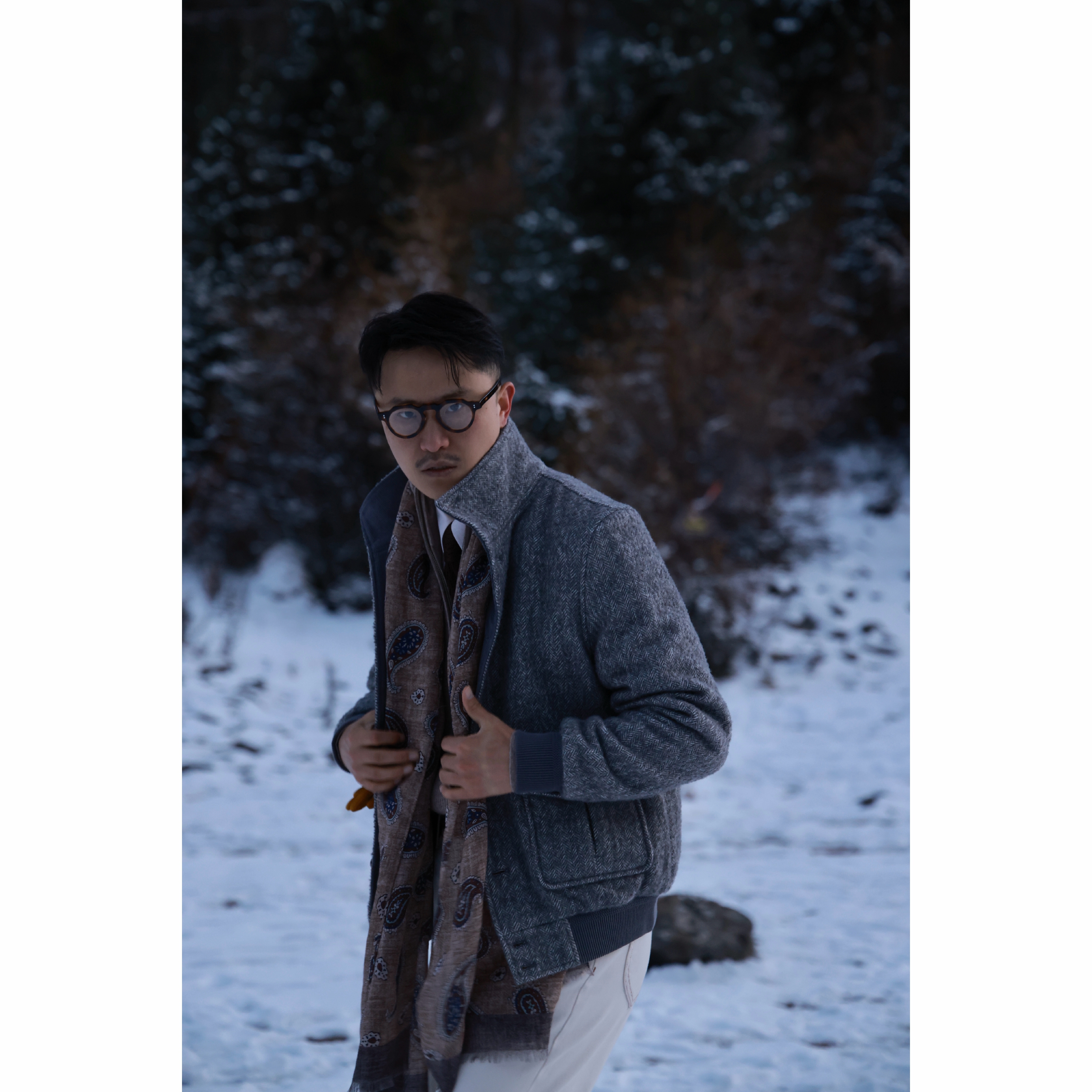 UGENTLE羊毛粗花呢高腰A-1夹克男