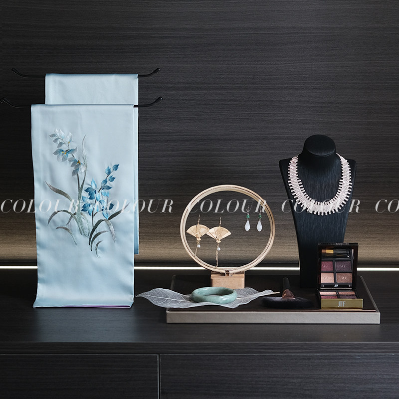 新中式梳妆台刺绣丝巾架首饰耳环手镯彩妆护肤托盘展示样板房套装