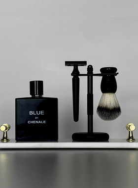 样板房衣帽间衣柜洗手间软装陈列软装饰绅士男士卫浴饰品香薰托盘