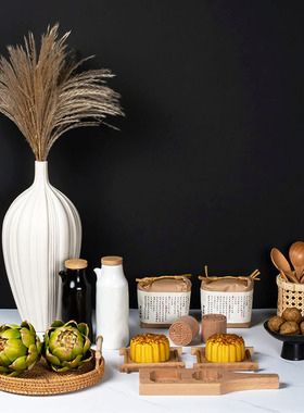 新中式样板间厨房软装摆件仿真月饼核桃陶瓷油瓶橱柜饰品套装道具