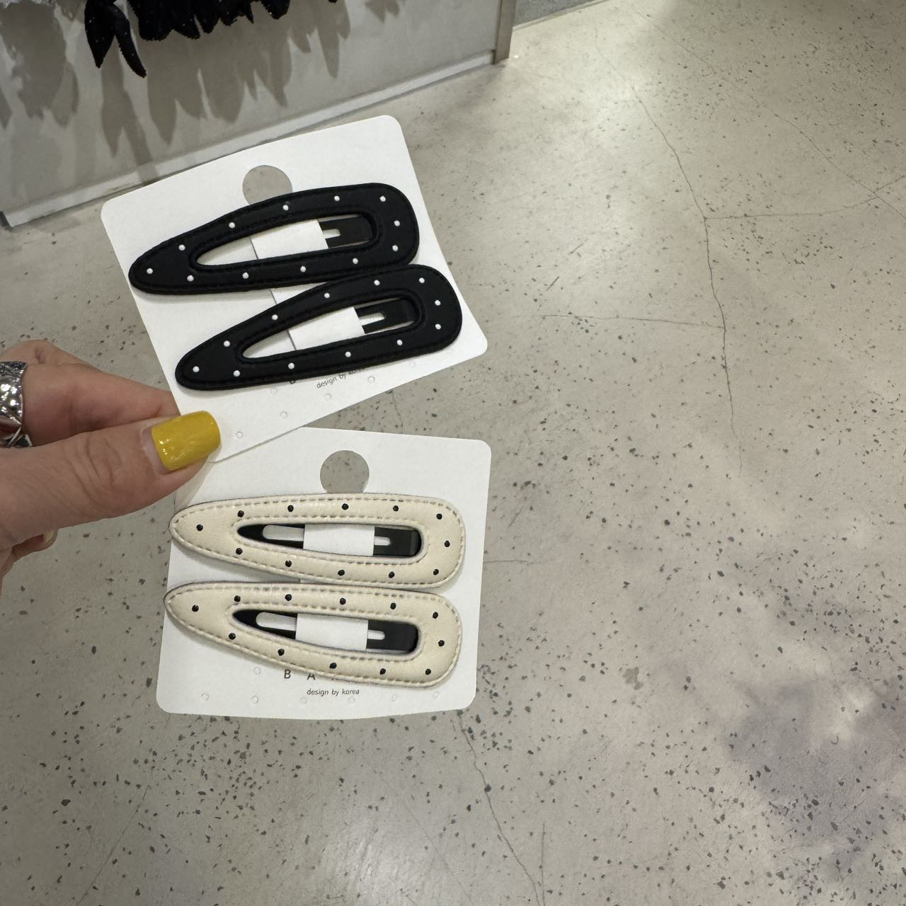 6.22韩国东大门baket日韩皮质简约黑白波点缕空水滴BB夹刘海夹F4