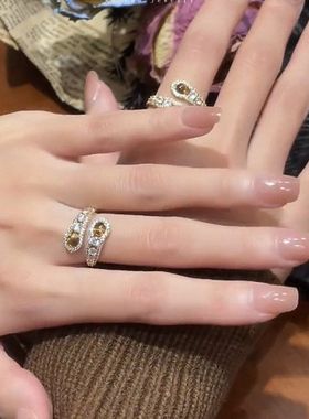 爆款美拉德虎眼石蛇形开口戒指女轻奢高级感金色锆石指环手饰品