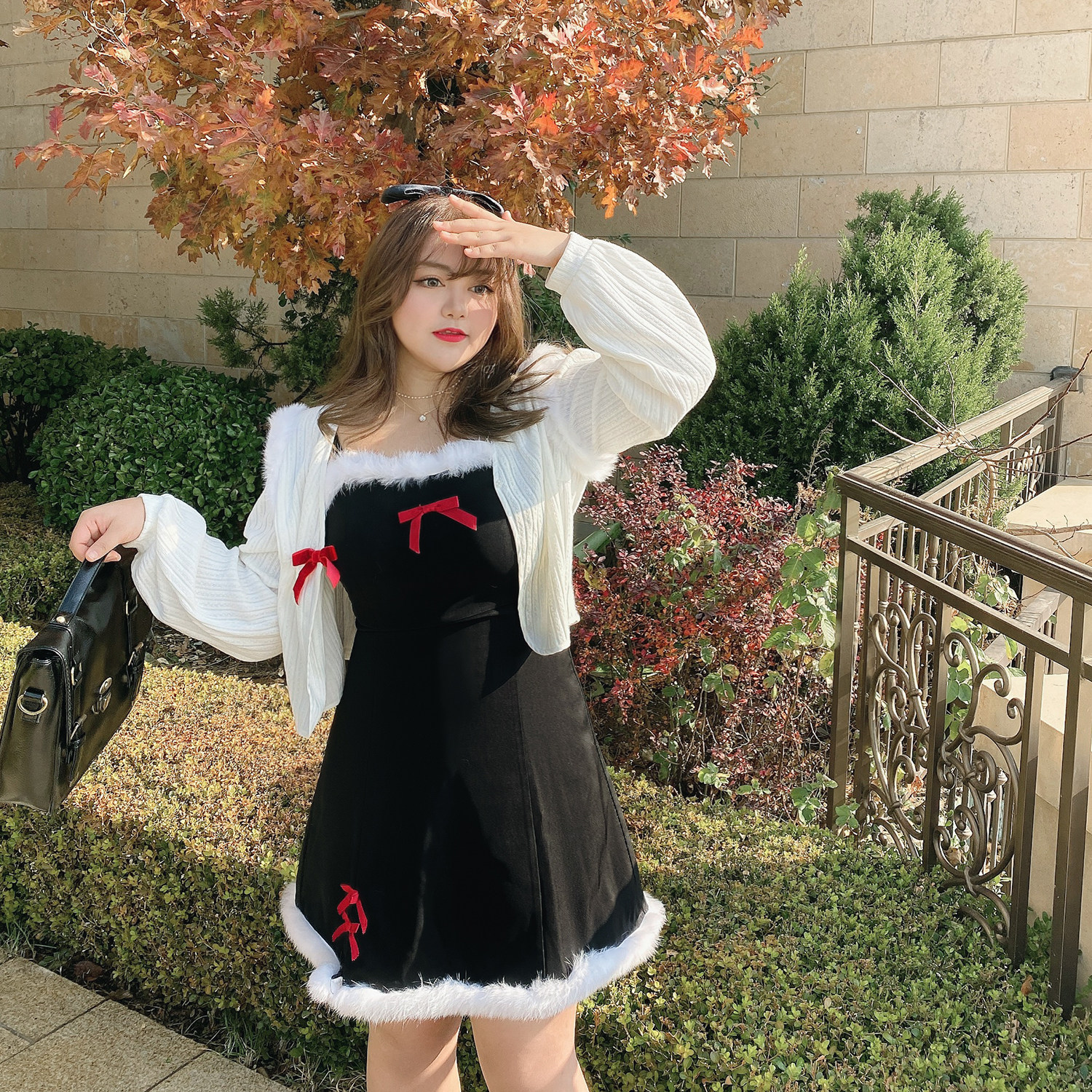 mcr大码女装春季200斤胖妹显瘦遮肉气质赫本风吊带连衣裙两件套装