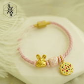 2025生肖兔本命年幸运lucky粉色手绳可搭配3d硬金配饰挂件送闺蜜