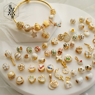 纯纯 可穿3D硬金配饰DIY大孔串珠散珠礼物盒爱心 爱周家白色风格