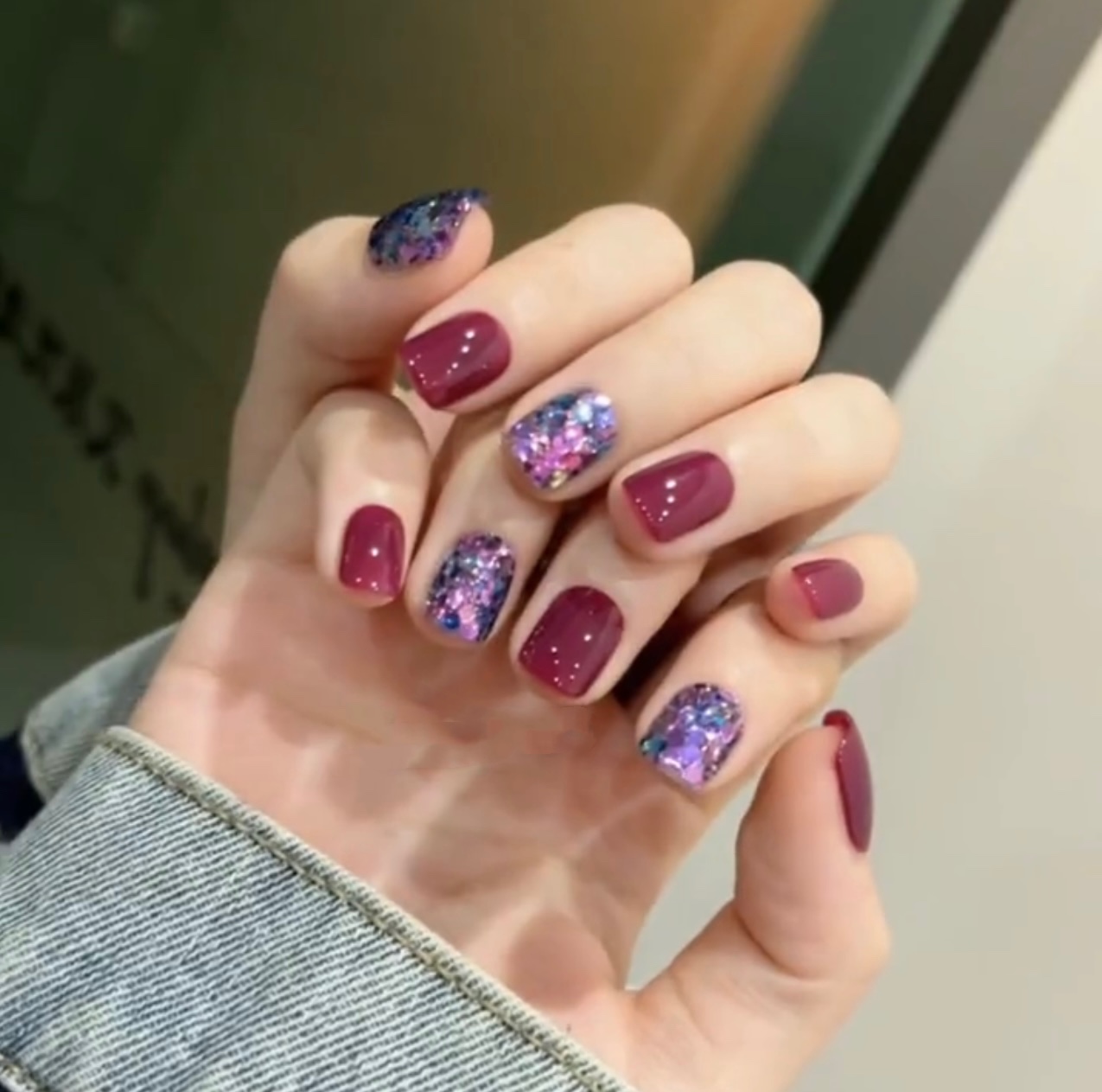 纯手工定制高级感玫红色亮片美甲成品贴片穿戴甲短款可拆卸