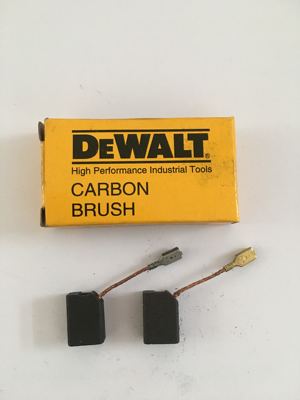 实物拍摄 看到即收到 DEWALT 得伟角磨机碳刷DW824碳刷 6.3*10*14