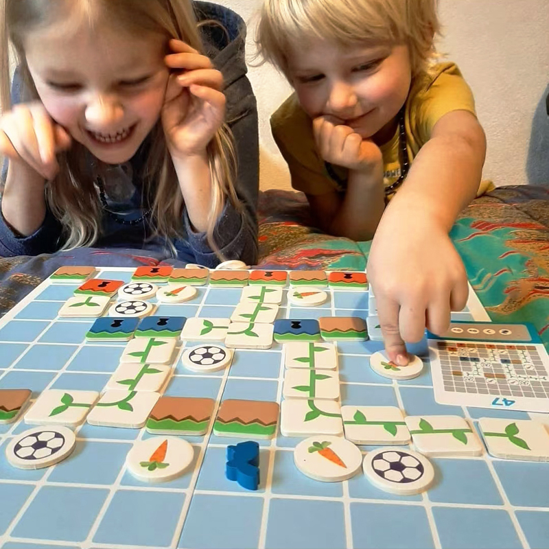 兔子桌游编程思维5岁儿童益智