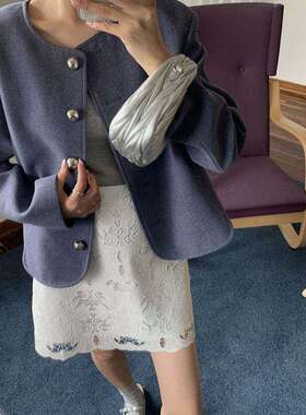 Deessesicile法式复古气质蓝色毛呢球扣圆领小香风外套女上衣