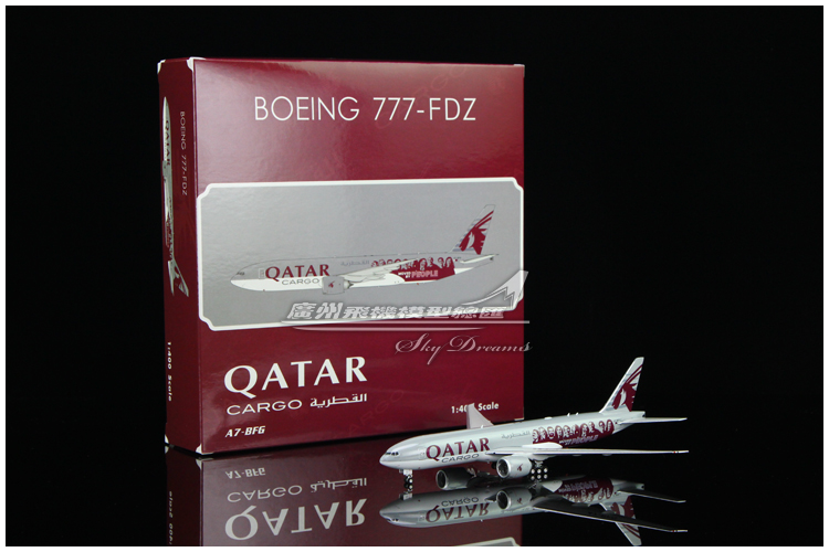 卡塔尔航空B777-200飞机模型