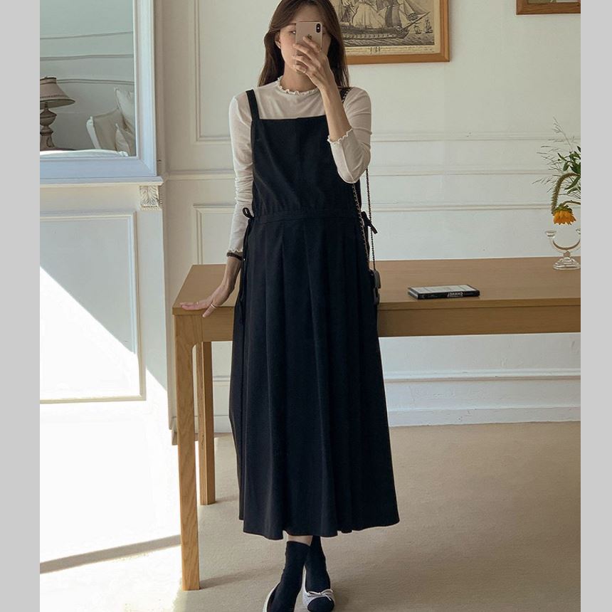 六1004韩国正品momn-uri-352437 连衣裙区人气流行秋季瑞丽通勤