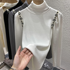 高领T恤女设计感小众重工钉珠上衣ins冬季内搭洋气加厚打底针织衫