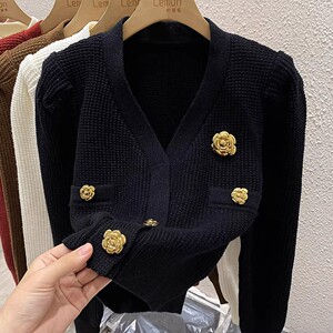 2023秋冬泡泡袖针织衫开衫女宽松外搭V领复古小香风毛衣长袖上衣