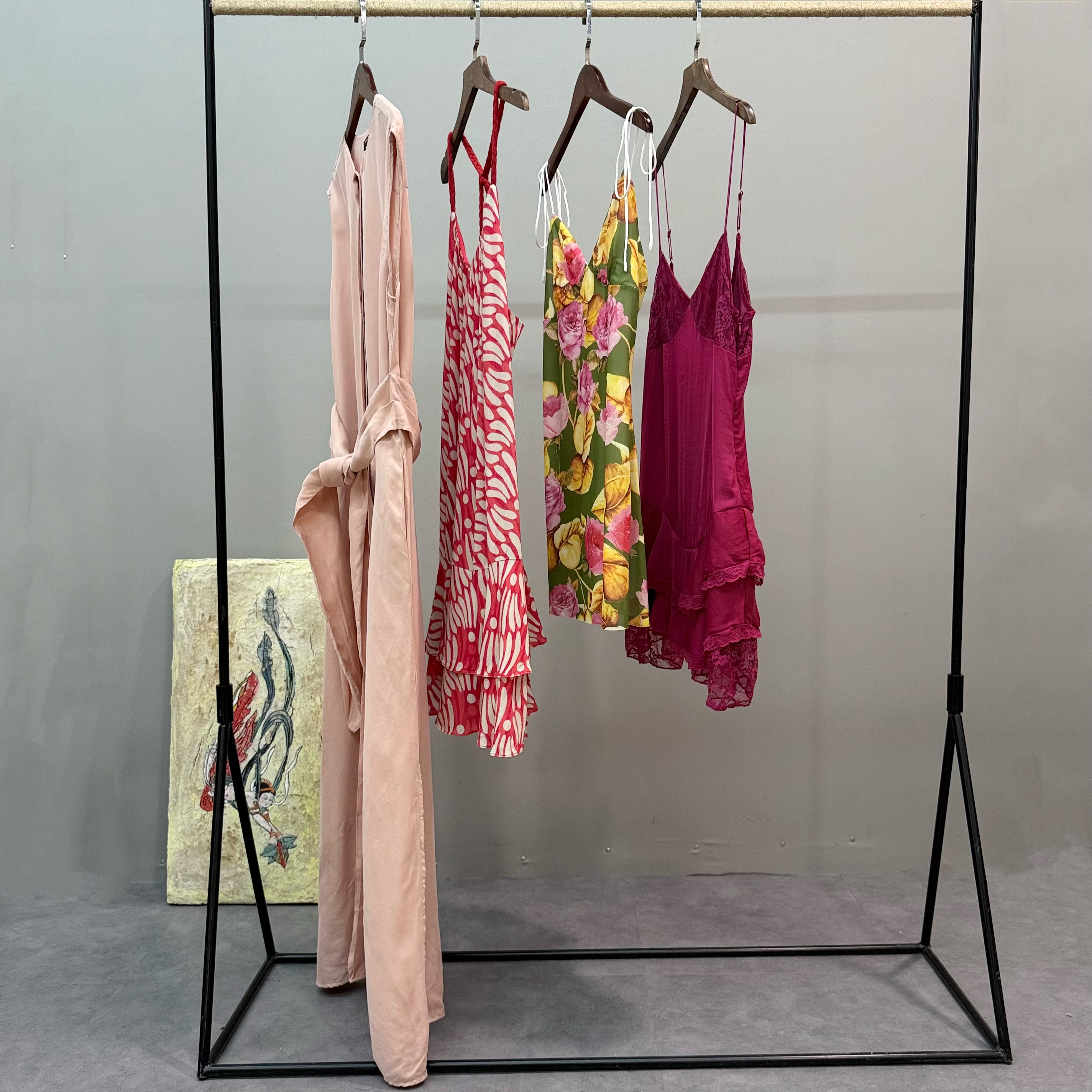 外贸单复古蕾丝拼接印花网眼吊带连衣裙女修身显瘦气质开衫长裙夏