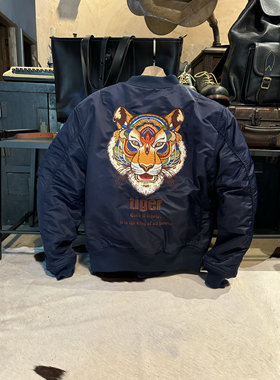 重工刺绣虎头飞行员夹克防风防水保暖棉服棒球服机车服阿美咔叽潮