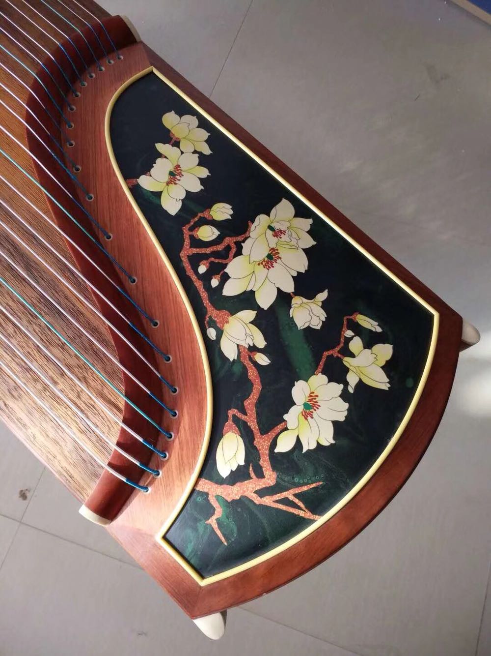 敦煌新款品质 国色沉香 玉兰望春特氏古夷苏木演奏级签名款古筝|msdalam kategori Alat muzik/Guitar/Piano/Fitting, National Instruments, instrumen dipetik etnik, sitar - dari Buy2taobao.com untuk memberikan perkhidmatan ejen Taobao profesional membeli
