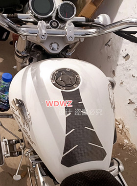 适用于力帆V16巡航太子摩托车油箱盖贴膜加厚鱼骨贴油箱防刮碳纤/