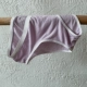 Кремовое пурпурное нижнее белье