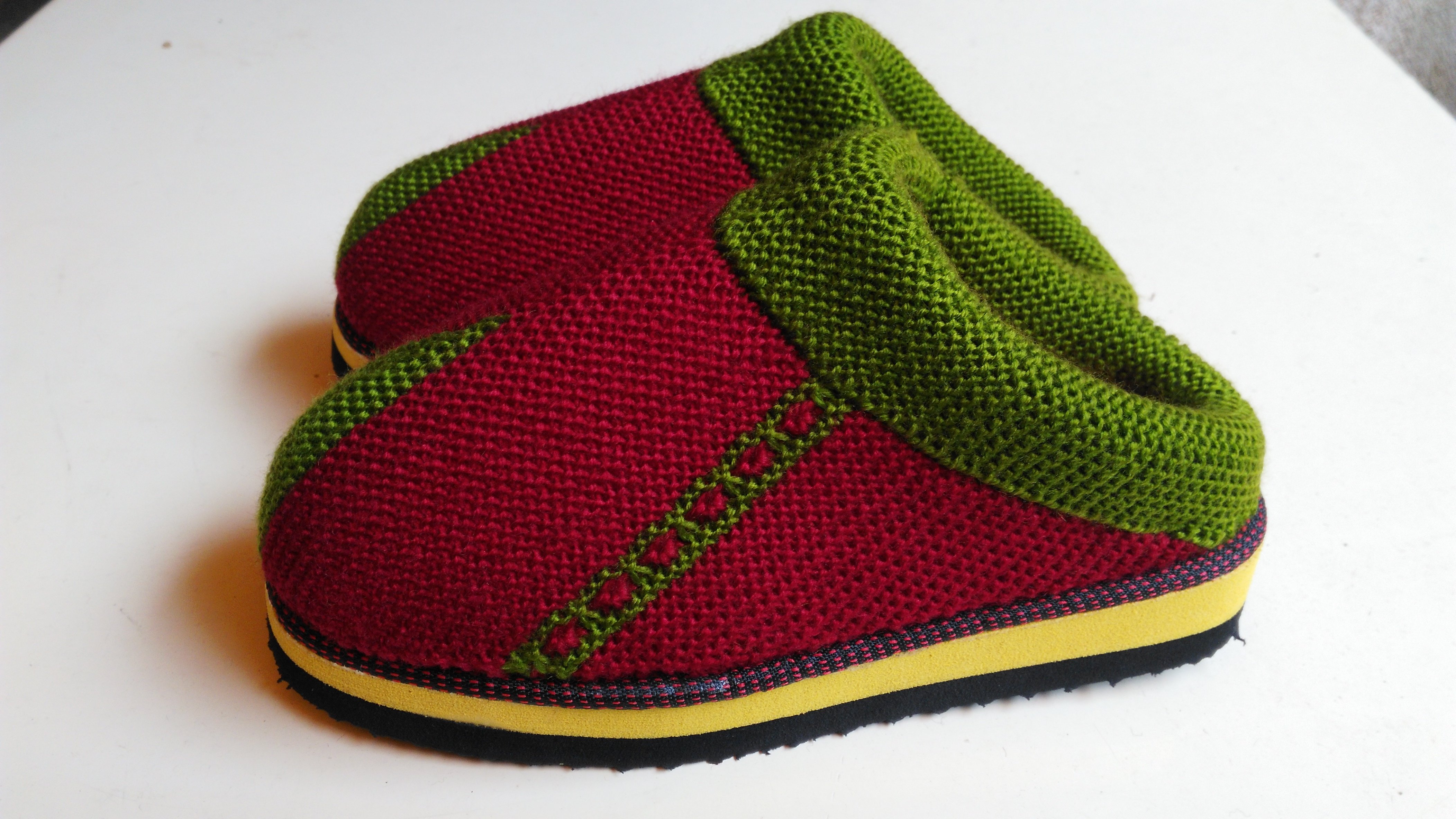 手工毛线棉包边拖鞋孺子牛冬季防滑保暖包边太阳花拖鞋