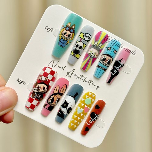 【Yuki穿戴甲】奥黛丽厚本同款炫酷风拉布布图案美甲假指甲贴片