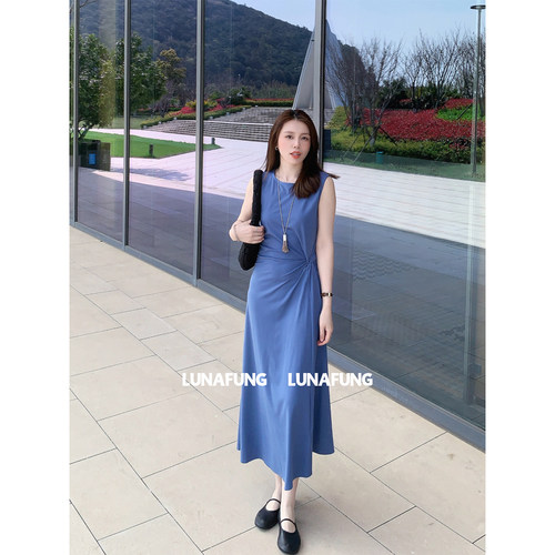 LUNAFUNG冯下文·无袖圆领扭结围裹式连衣裙女中长款显瘦显高裙子