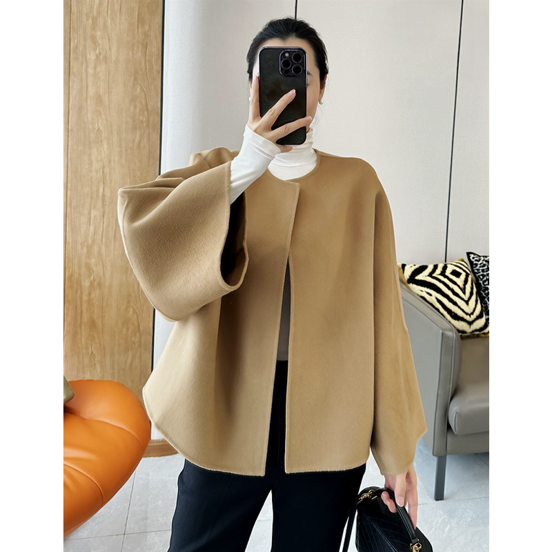 C3658 高端货 纯手工 双面羊毛绒 斗篷式短款大衣