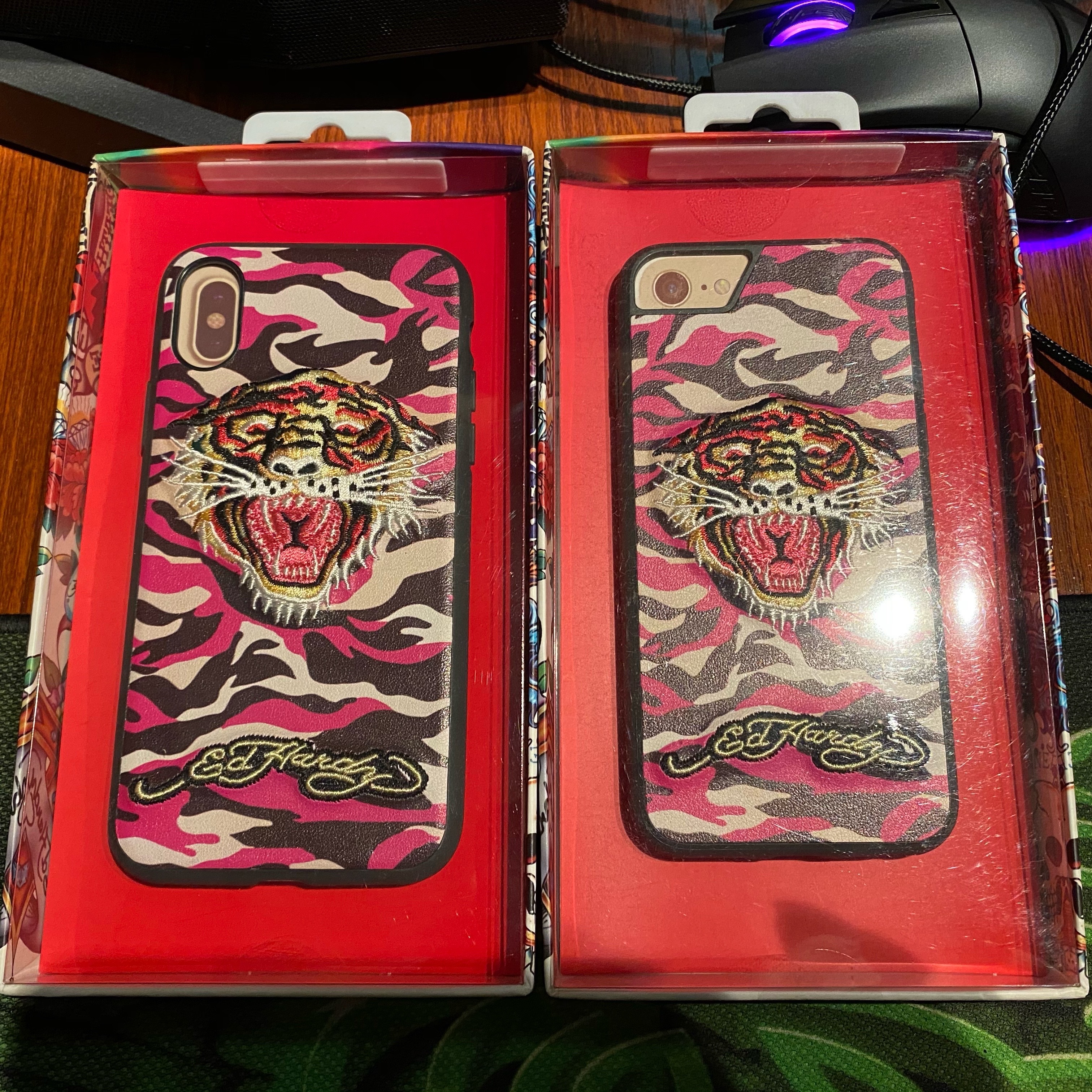 刺绣抗摔清仓价手机壳虎年皮质