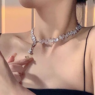 太后薇薇安土星项链轻奢气质小众设计高级感不规则满钻锁骨链女
