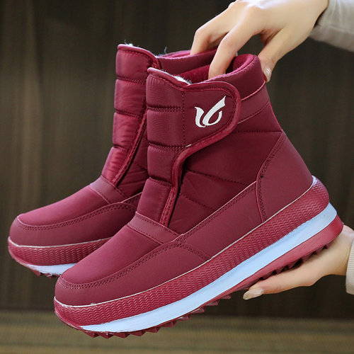 冬季加厚雪地靴老人加绒棉鞋