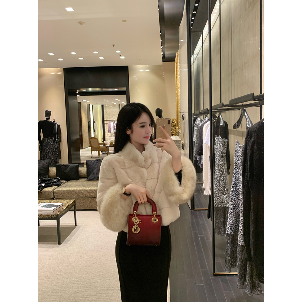 100狐狸毛袖小短款皮草外套