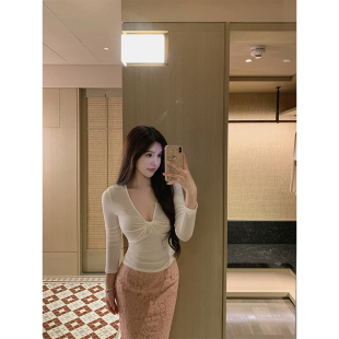 温柔纯欲针织T恤上衣 THE 法式 娇娇日常组 蕾丝半裙 SWAN司凰轻奢