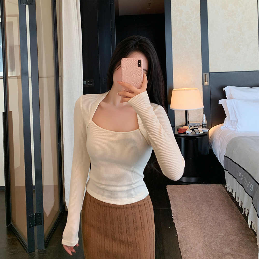 司凰轻奢【简约基础线】法绒高級感u领针织上衣 提花小复古半身裙