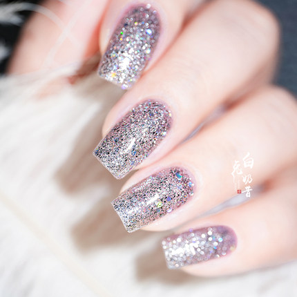 百搭银色大闪片 白兔奶昔Dance Legend亮片指甲油1061凯撒皇宫