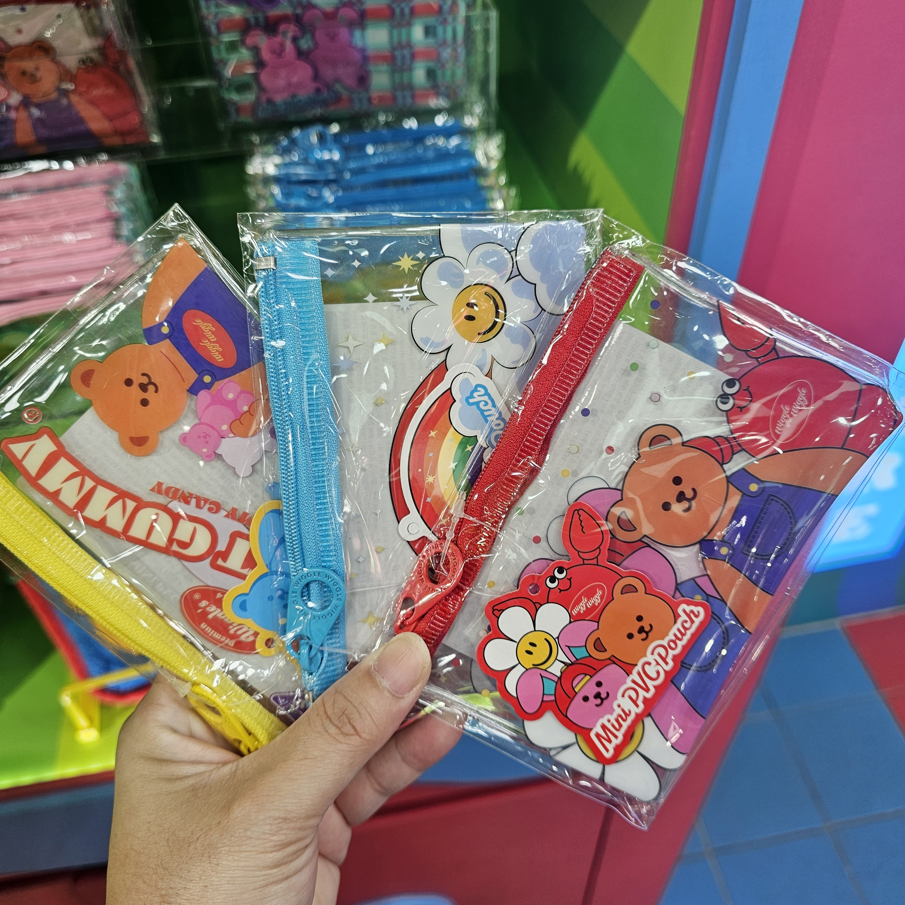 预定 wigglewiggle 可爱零钱包 pvc卡包