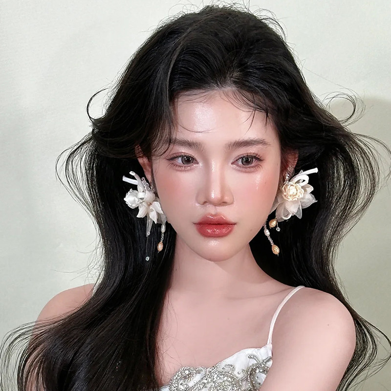 喜看原创手作花瓣耳钉耳饰新娘结婚森系婚纱礼服复古写真旅拍饰品