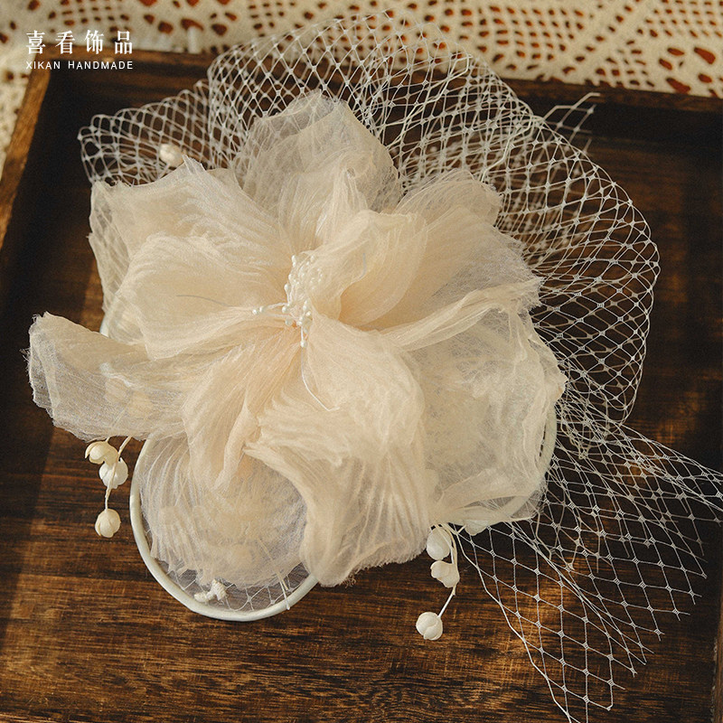 精致原创手作香槟花瓣蕾丝发箍礼帽新娘结婚复古森系写真婚纱饰品