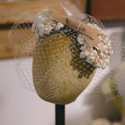 原创手作重工铃兰花瓣蝴蝶结