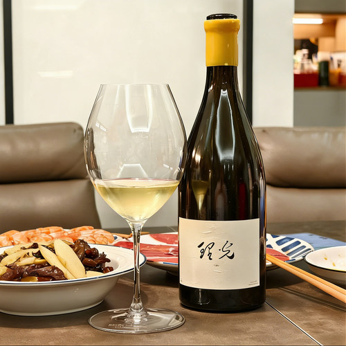 Clos Mao 理光香格里拉霞多丽干白葡萄酒